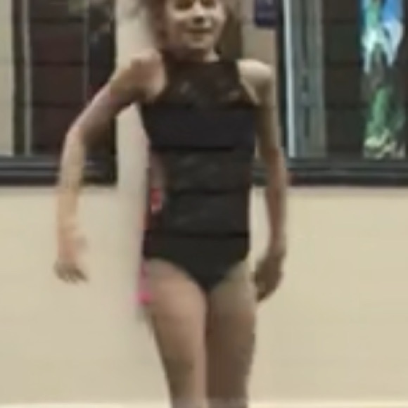 Custom Details Dancewear black lace leotard - Picture 6 of 9